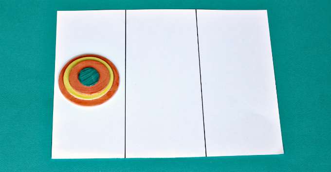 Image of Tower of Hanoi set up
